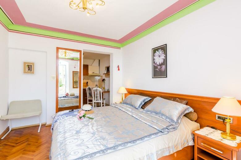 Apartments Nicol