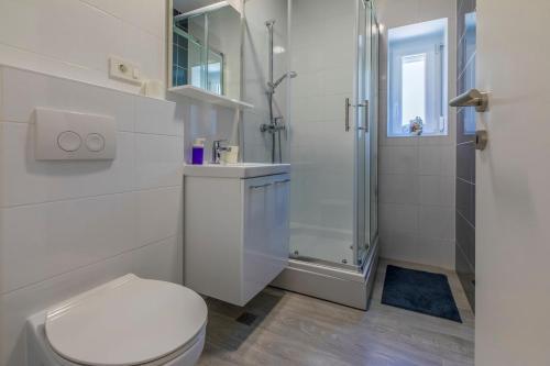 Two-bedroom Apartment In Dramalj XV