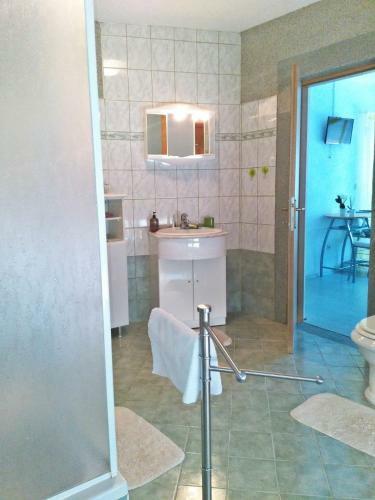 Hostal Rooms Mirabella