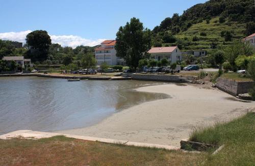 Apartment Supetarska Draga - Donja 2018b