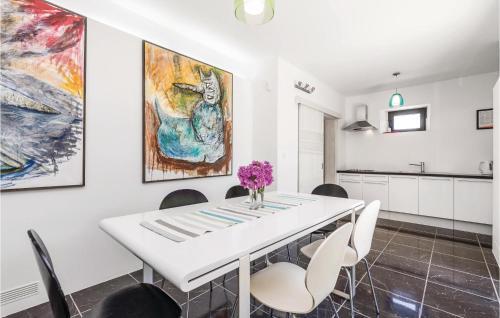 Holiday Home Kampor I