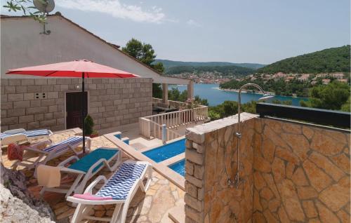 Holiday Home Pucisca With Hot Tub I