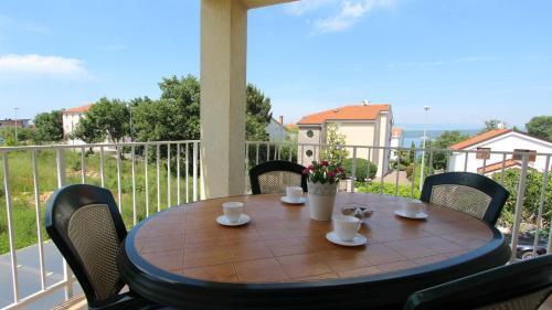 Apartment In Malinska/insel Krk 12989