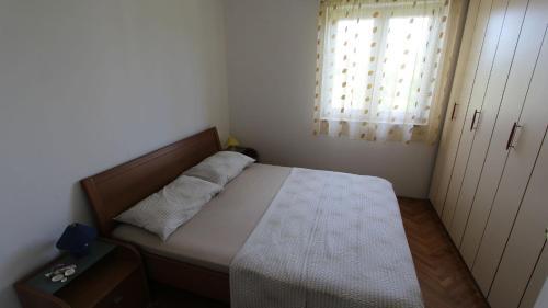 Apartment In Malinska/insel Krk 12989