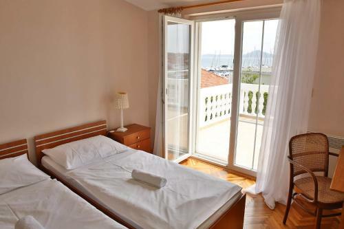 Hostal Guesthouse Villa Kolonada