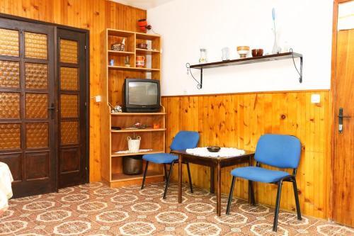 Apartment Orebic 10118b