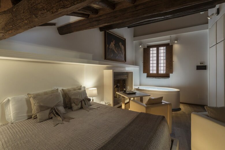 Hotel Boutique Gigli D Oro Suite