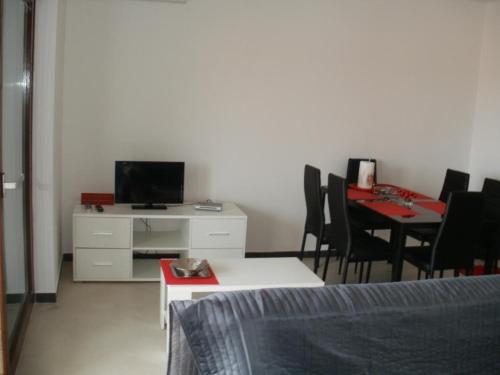 Apartments With A Parking Space Fazana - 7234