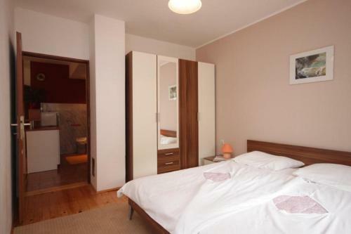 Apartments With A Parking Space Opric (opatija) - 7834