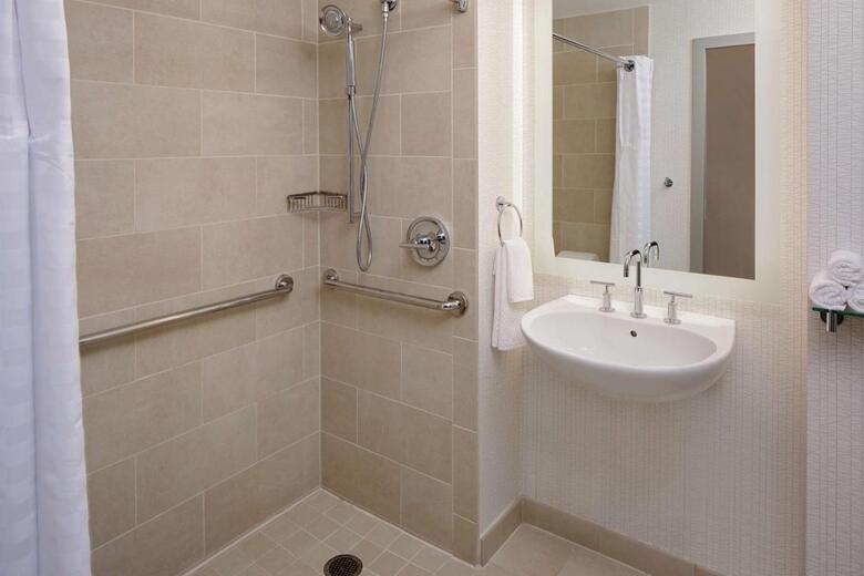 Doubletree Hotel Chicago Magnificent Mile