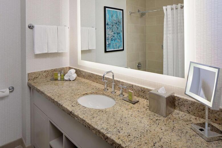 Doubletree Hotel Chicago Magnificent Mile