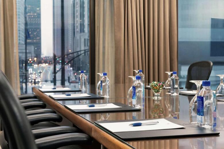 Doubletree Hotel Chicago Magnificent Mile