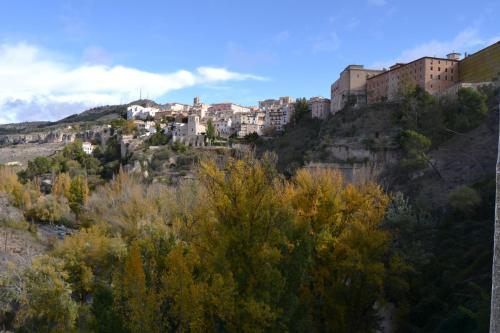 Apartamentos Cuevas Del Escardillo