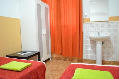 Hostal Village Guesthouse Barco