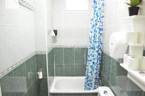 Hostal Village Guesthouse Barco