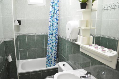 Hostal Village Guesthouse Barco