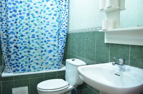 Hostal Village Guesthouse Barco