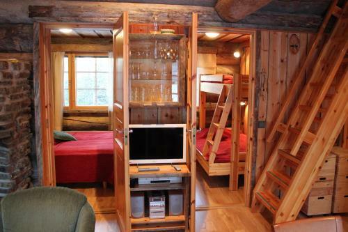 Rukanhelmi Jr. Cottage