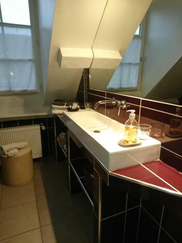Bed & Breakfast C�t� Jardin - Chambres D'h�tes