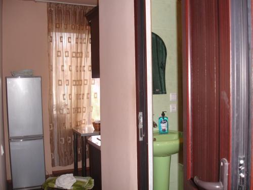 Ivane's Apartment Near The Sea
