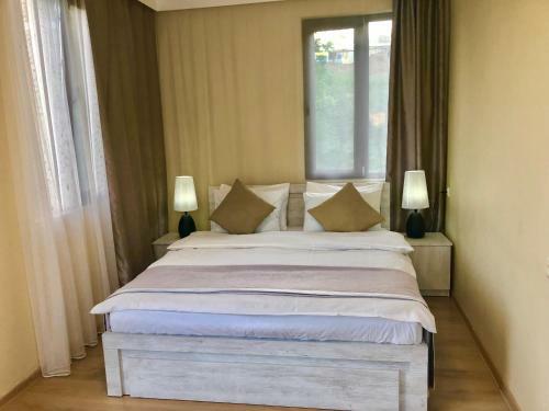 Hostal Holiday House Green Cape Batumi