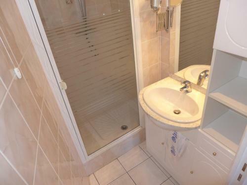 Apartamento Studio & 1 Bedroom Riouffe