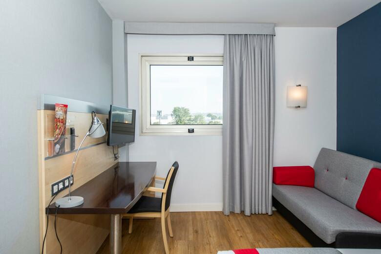 Hotel Holiday Inn Express Montmelo