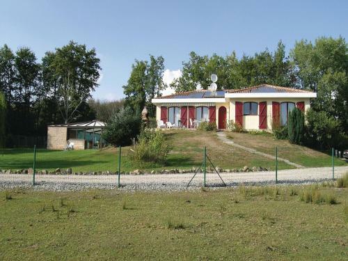 Holiday Home Le Champ St. Pere Le Bois Merlet