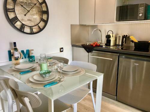 My Home Riviera Apartment
