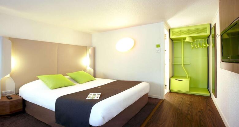 Hotel Campanile Clermont-ferrand ~ Riom