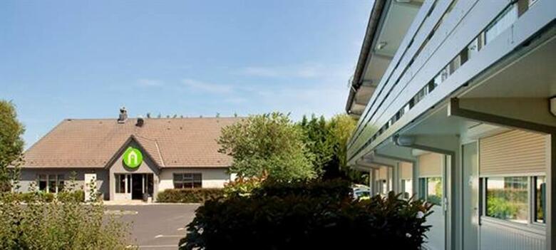 Hotel Campanile Clermont-ferrand ~ Riom