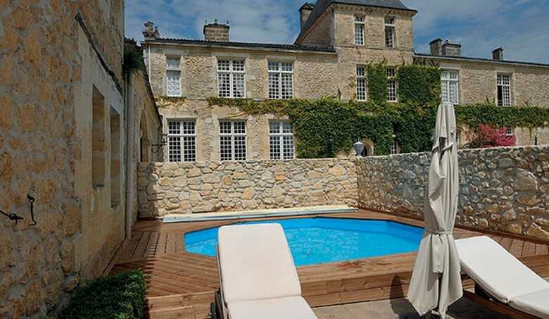 G�tes Du Ch�teau De La Ligne