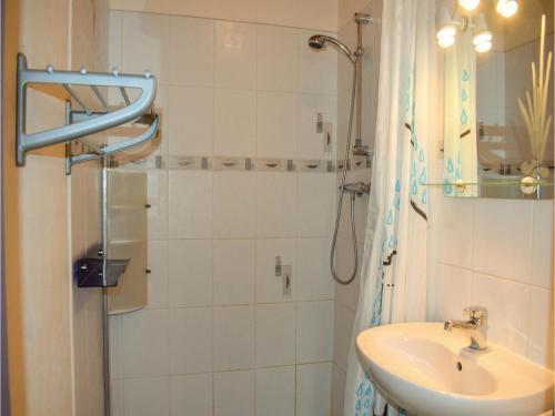 Holiday Home Ploun�our-trez Qr-1627