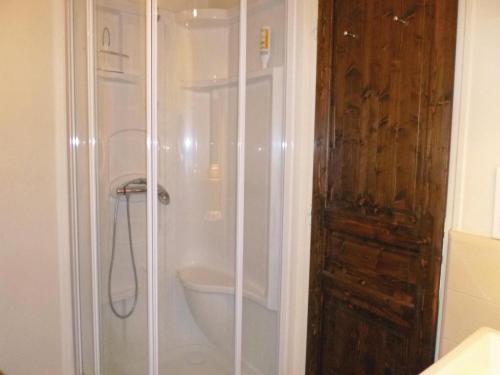 Two-bedroom Apartment In Ocquerre