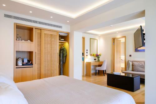 Hotel Somewhere Vouliagmeni
