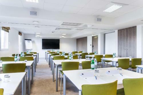 Hotel Best Western Plus Paris Velizy