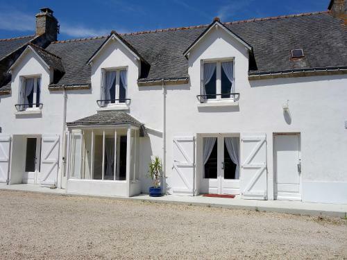 Holiday Home Roch Arvor