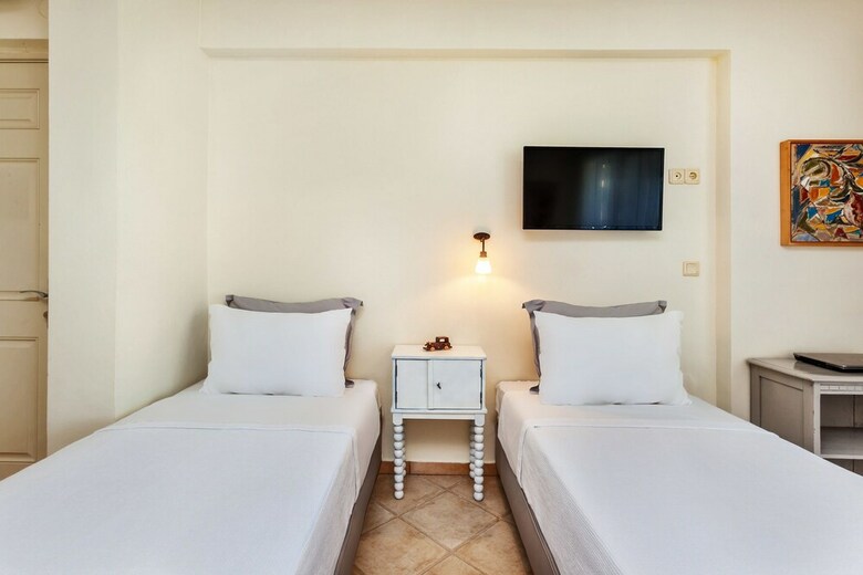 Hostal Hesperides Hotel