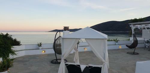 Hostal Kohylia Beach Guest House