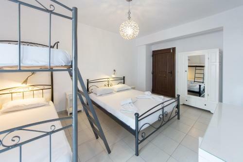 Depis Place And Apartments