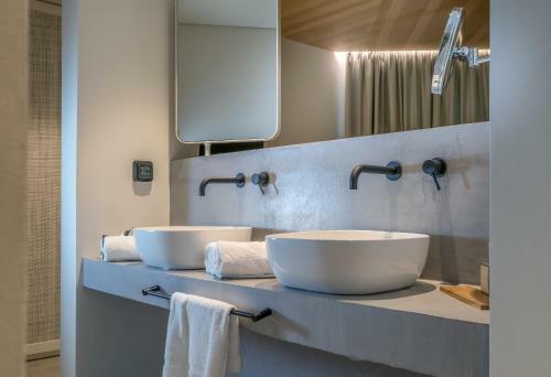Hotel Caravel Suites - Adults Only