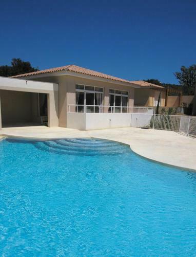 Aparthotel Lagrange Vacances Les Bastides Des Chaumettes