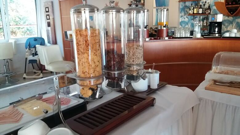 Aparthotel Anemona Beach Hotel
