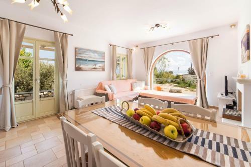 Villa San Dimitrio House On The Beach