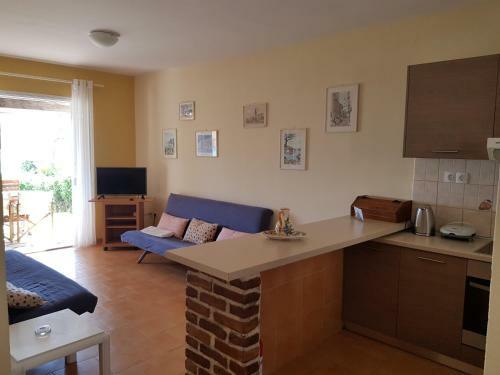 Glyfada Beachfront Apartments And Villas