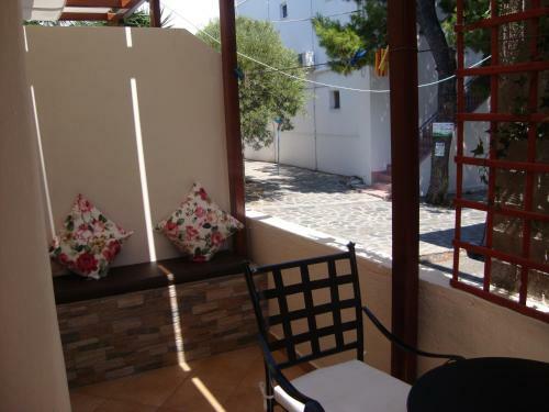 Hostal Pension Galazios Kolpos