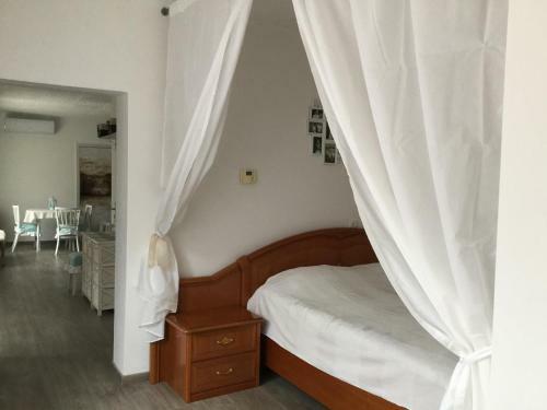 Holiday Home Balatonbereny 4