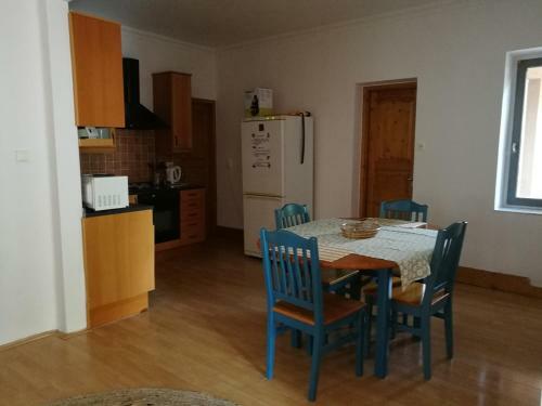 Family Vend�gh�z