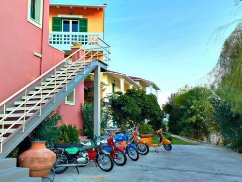 Alkyon Apartments & Villas Hotel