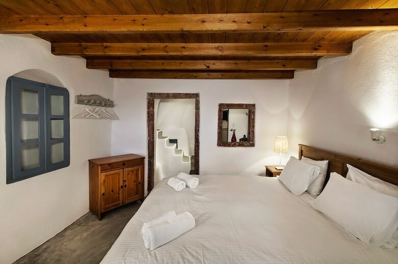 Lucky Homes - Oia